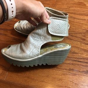 London Fly ankle sandals - 39